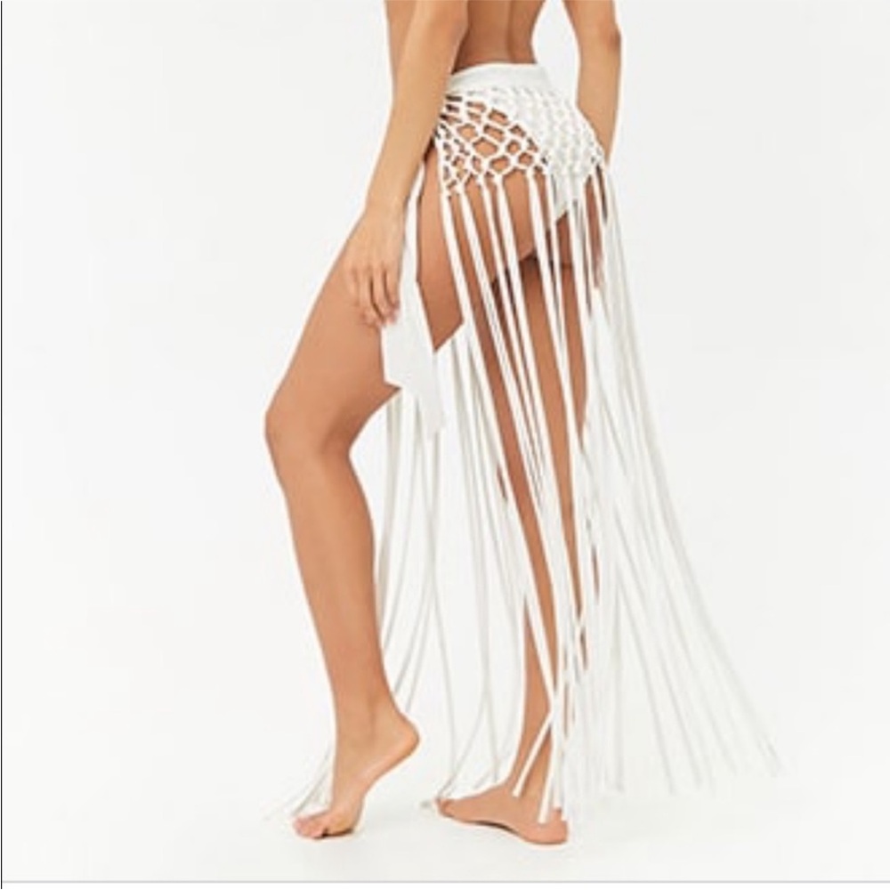 Forever21 Cover Up knit knotted fringe beach cover up White Fringe NWT